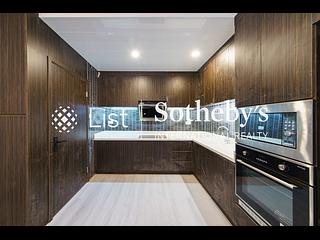 Happy Valley - Yuenita Villa 02
