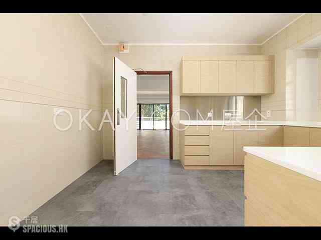 Pok Fu Lam - Pine Court 10