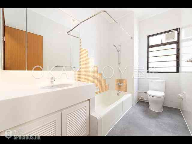 Pok Fu Lam - Pine Court 18