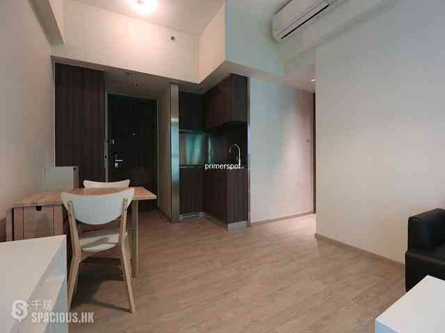 Mid Levels Central - 10, Mosque Street 03