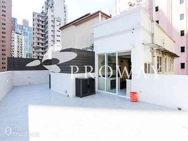 Sai Ying Pun - Sun Luen Building 01