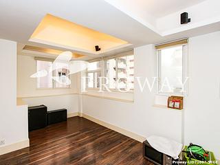 Sai Ying Pun - Sun Luen Building 07