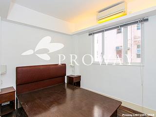 Sai Ying Pun - Sun Luen Building 08