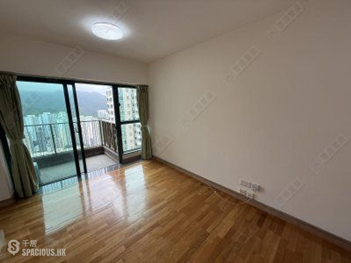 Sai Wan Ho - Grand Promenade 01
