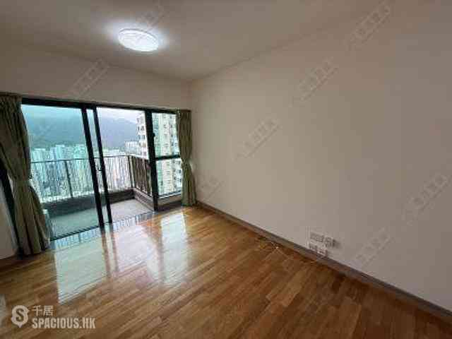 Sai Wan Ho - Grand Promenade 01