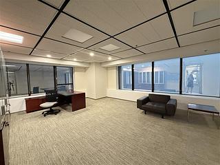 Wan Chai - Great Eagle Centre 04