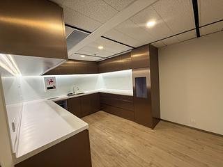 Wan Chai - Great Eagle Centre 11