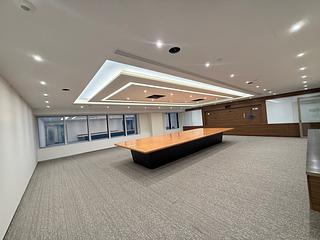 Wan Chai - Great Eagle Centre 03