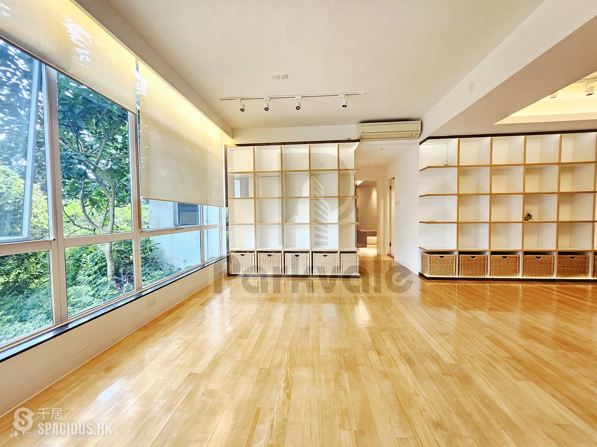 Shouson Hill - Country Villa 01