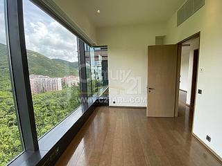 Chung Hom Kok - City Icon 04