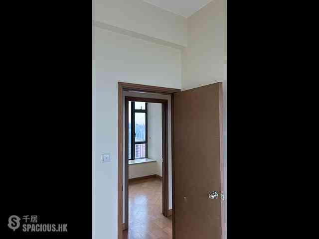 Yuen Long - Yoho Town Phase 2 Yoho Midtown Tower6 08