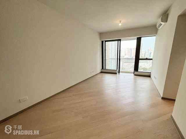 Wong Chuk Hang - The Southside Phase 1 Southland Tower 1B 01
