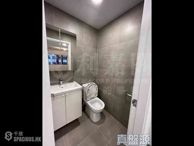 Causeway Bay - Island Building 05