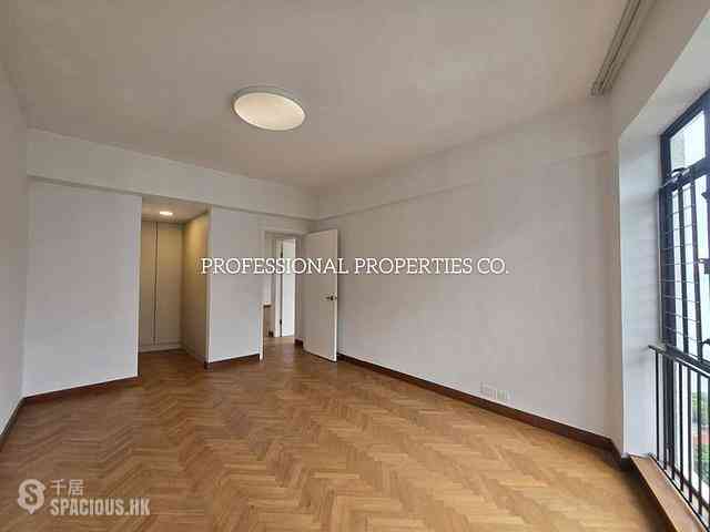 Pok Fu Lam - Pine Court 11