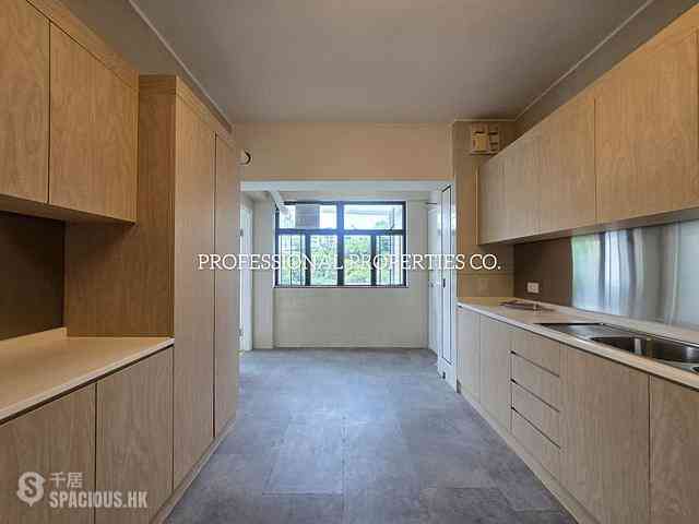 Pok Fu Lam - Pine Court 14