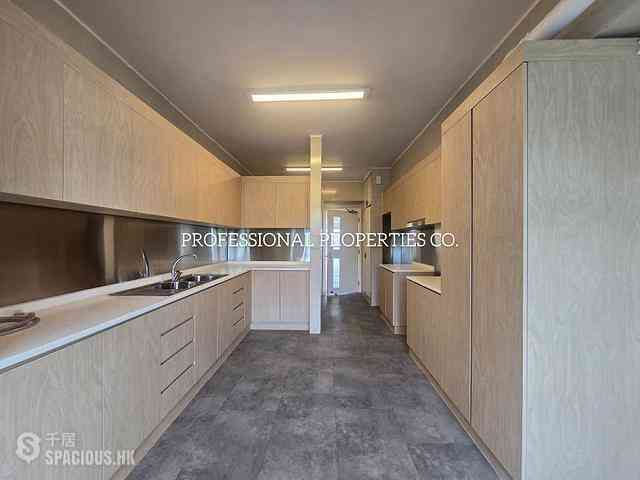 Pok Fu Lam - Pine Court 13