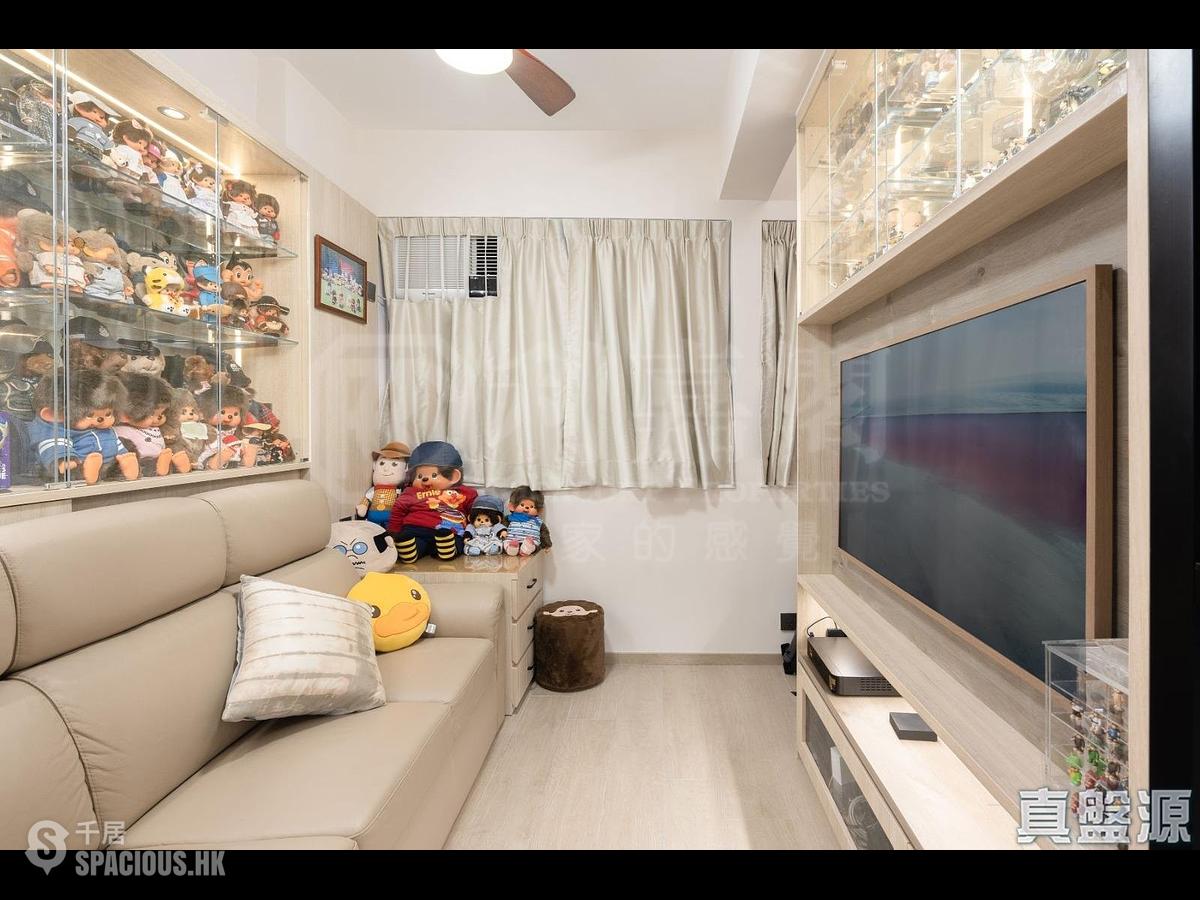 Causeway Bay - Malahon Apartments 01