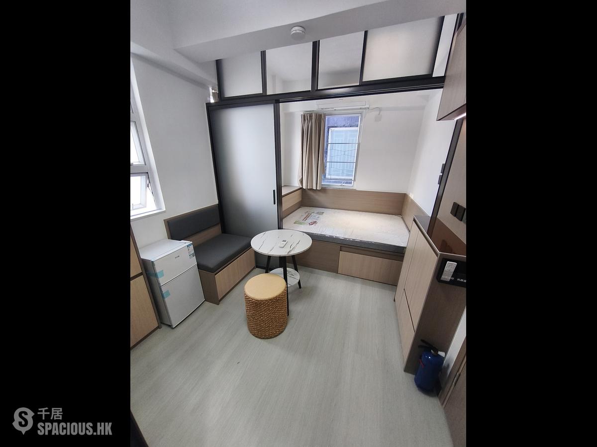 Tsim Sha Tsui - Yiu Kei Mansion 01
