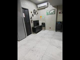 Wan Chai - Ko Wah Building(Go Wah Mansion) 04