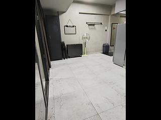 Wan Chai - Ko Wah Building(Go Wah Mansion) 05