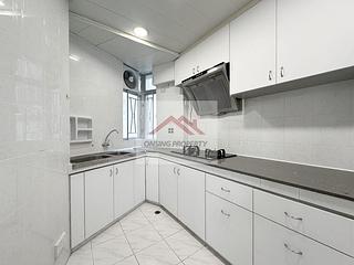 Mid Levels Central - Jing Tai Garden Mansion 04