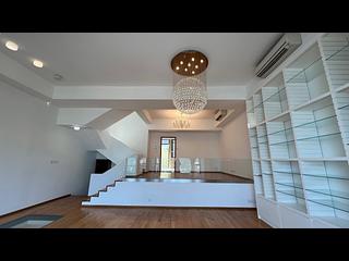 Repulse Bay - The Beachfront 02