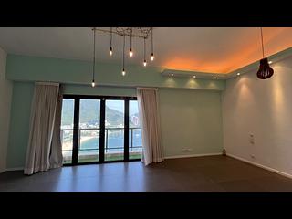 Repulse Bay - The Beachfront 03