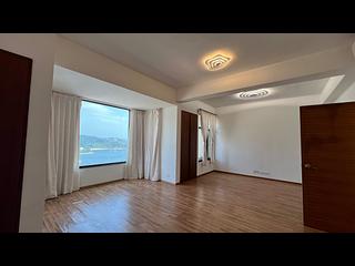 Repulse Bay - The Beachfront 04