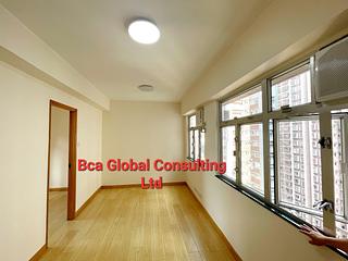 Mid Levels Central - On Fung Building 07