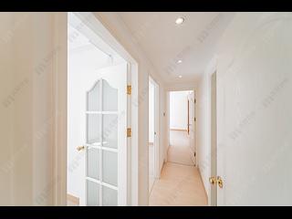 Mid Levels Central - Clovelly Court 04