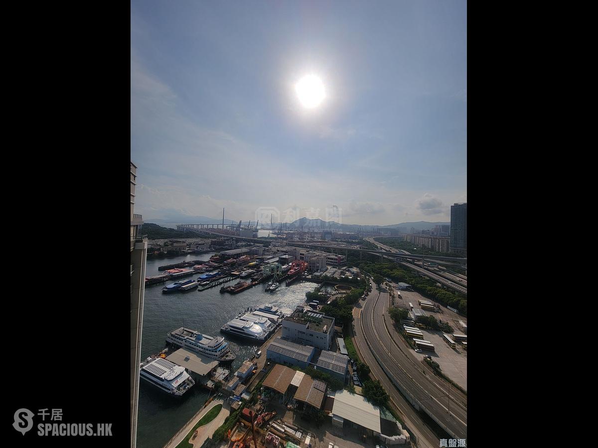 Cheung Sha Wan - Grand Victoria 01