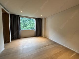 Mid Levels Central - May Tower Block 1 07