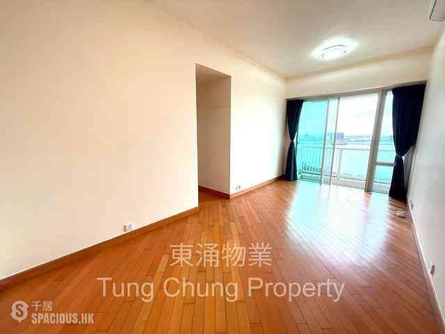 Tung Chung - Coastal Skyline Phase 4 Le Bleu Deux Block 2 02