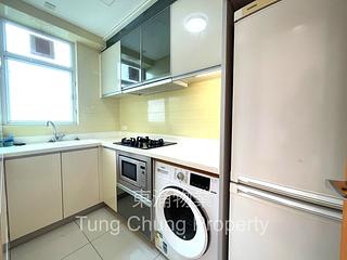 Tung Chung - Coastal Skyline Phase 4 Le Bleu Deux Block 2 06