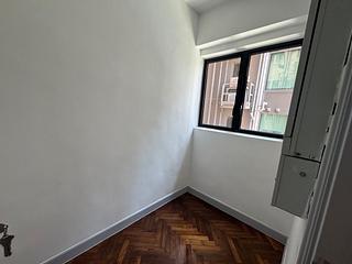Mid Levels Central - 62B, Robinson Road 05