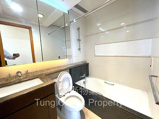 Tung Chung - Coastal Skyline Phase 4 Le Bleu Deux Block 2 07