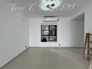 Mid Levels Central - The Grand Panorama Block 3 04