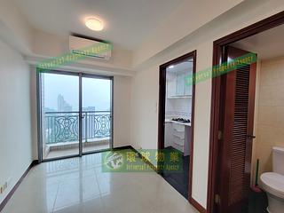 Kennedy Town - The Merton 02