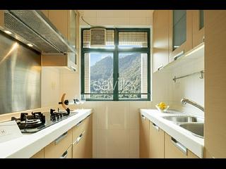 Mid Levels Central - Hillsborough Court 05