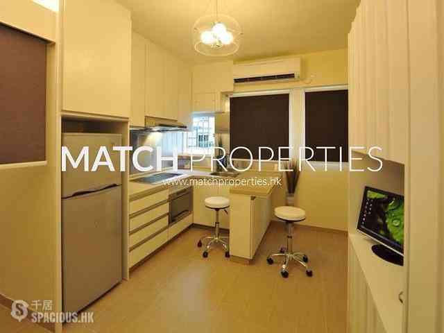 Poho - 176-178, Hollywood Road 06