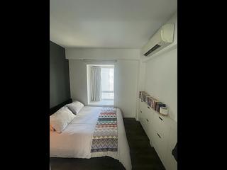 Sai Ying Pun - Lai King Court 12