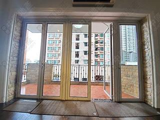 Mid Levels West - Breezy Court 02