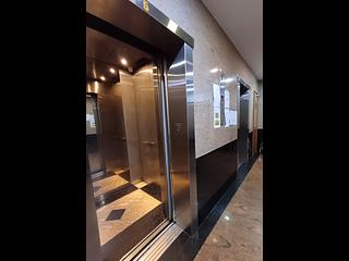 Causeway Bay - Bay View Mansion 17