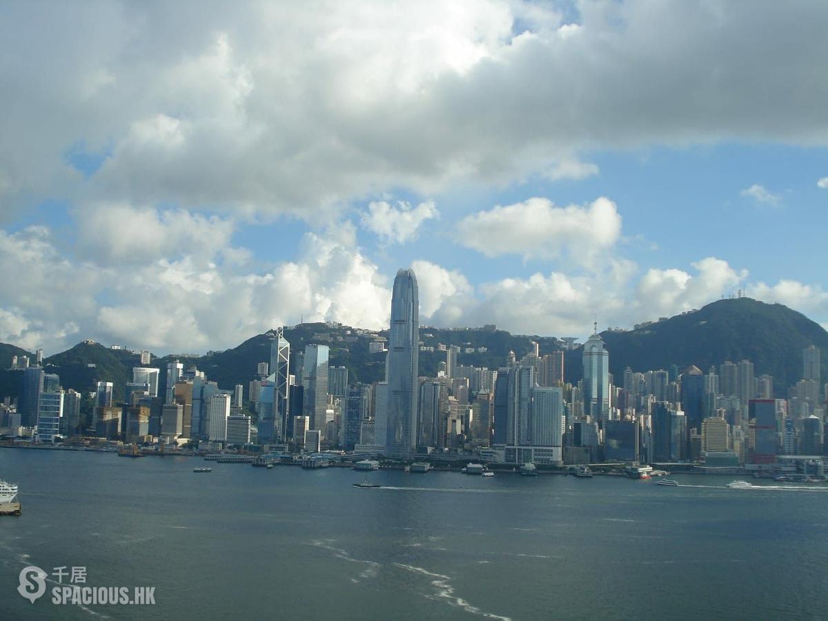 West Kowloon - The Arch 01