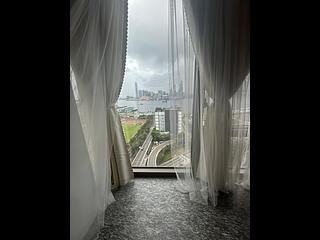 Wan Chai - The Gloucester 02