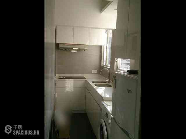 Kennedy Town - Smith Court 01