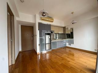 Sai Ying Pun - Island Crest Block 1 06