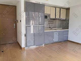 Sai Ying Pun - Island Crest Block 1 02