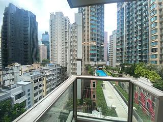 Wan Chai - The Avenue Phase 2 03