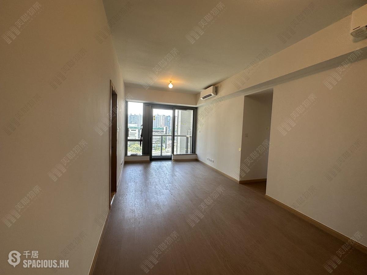 Wong Chuk Hang - The Southside Phase 2 La Marina 01